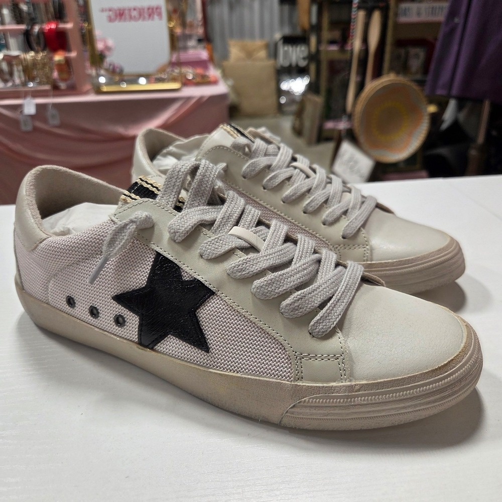 SHU SHOP Pilar Star Patch Low Top Sneakers Cream Beige Black Womens 8.5